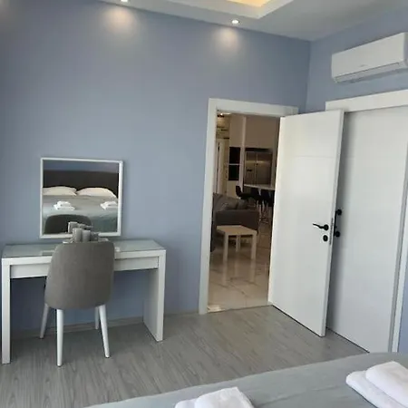 Exclusive 4 Bedroom Penthouse By Myguest Cyprus Apartament